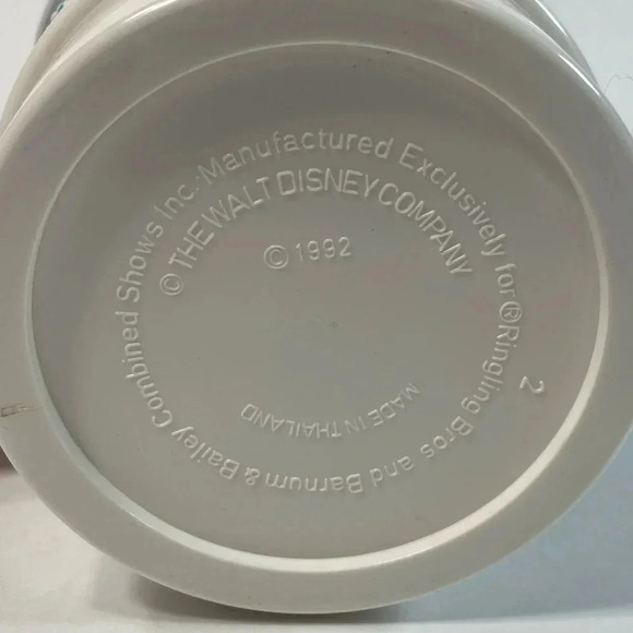 Walt Disneys World on Ice- Darkwing Duck, Chip & Dale, and Tail  Spin 1992 Cup - Picture 7 of 15